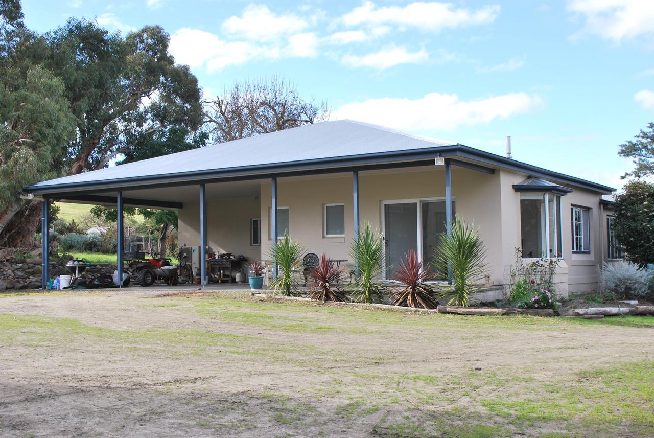Back Valley Farmstay Bed And Breakfast Victor Harbor Extérieur photo